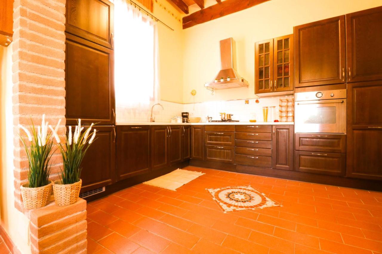 Villa Casale Val D' Orcia- Relax E Lusso In Piscina Torrita di Siena Exterior foto